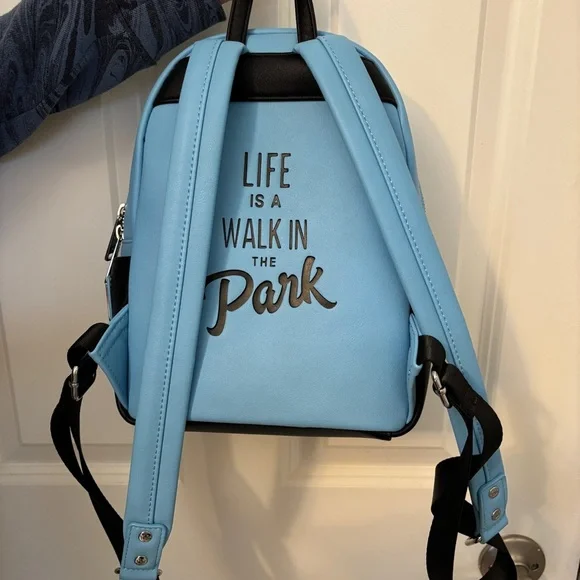 NWOT Disney Parks Exclusive 2018 Retired Disney Dogs Loungefly Backpack - Picture 8 of 9